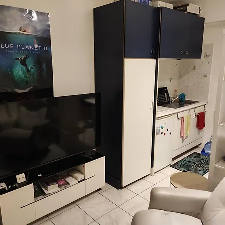 Beau Meuble Hyper Centre * ニース