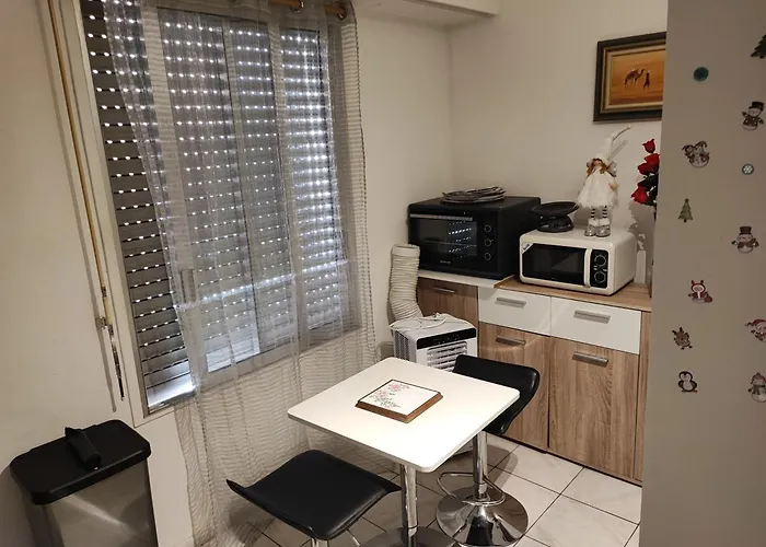 Beau Meuble Hyper Centre Apartman *