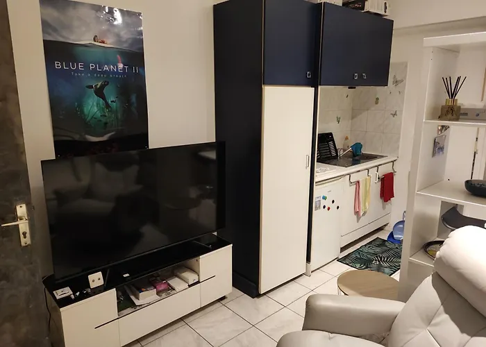 Beau Meuble Hyper Centre * نيس